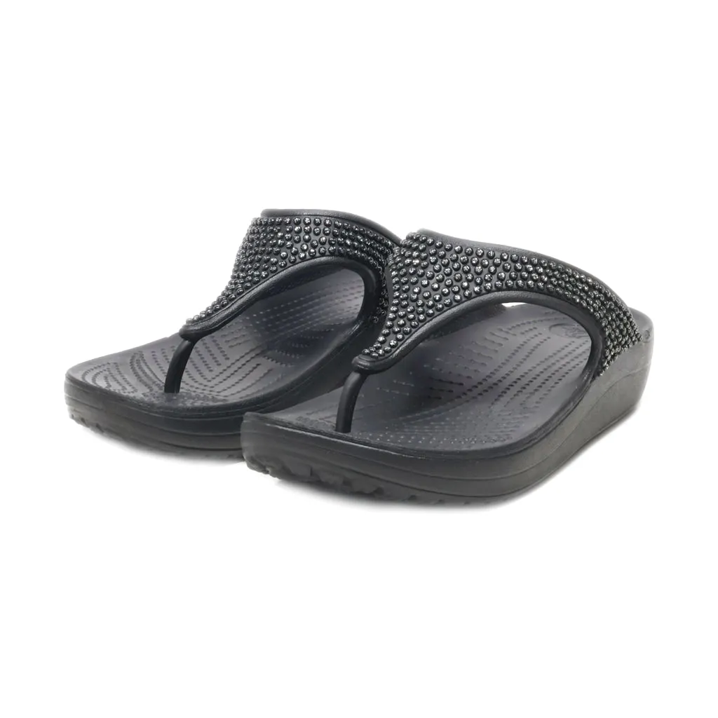 Crocs Classic Flip Flops Rubber Black Colour For Women