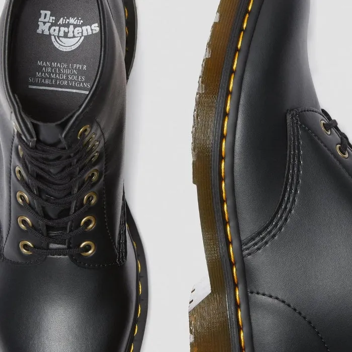 Dr Martens - Vegan 1460 Black Felix Rub Off Boot 8 eye