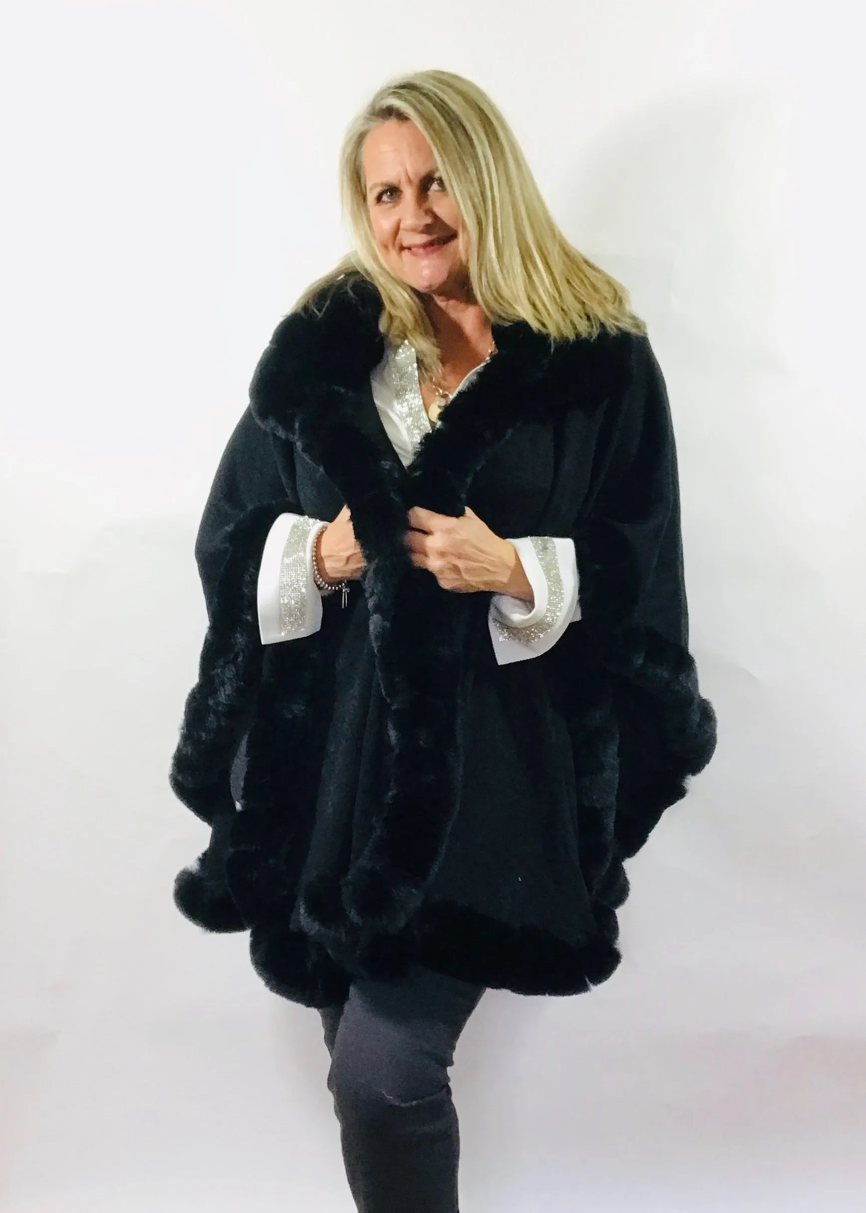 Limited Edition Luxury Grey Faux Fur Cape by Feathers Of Italy One Size