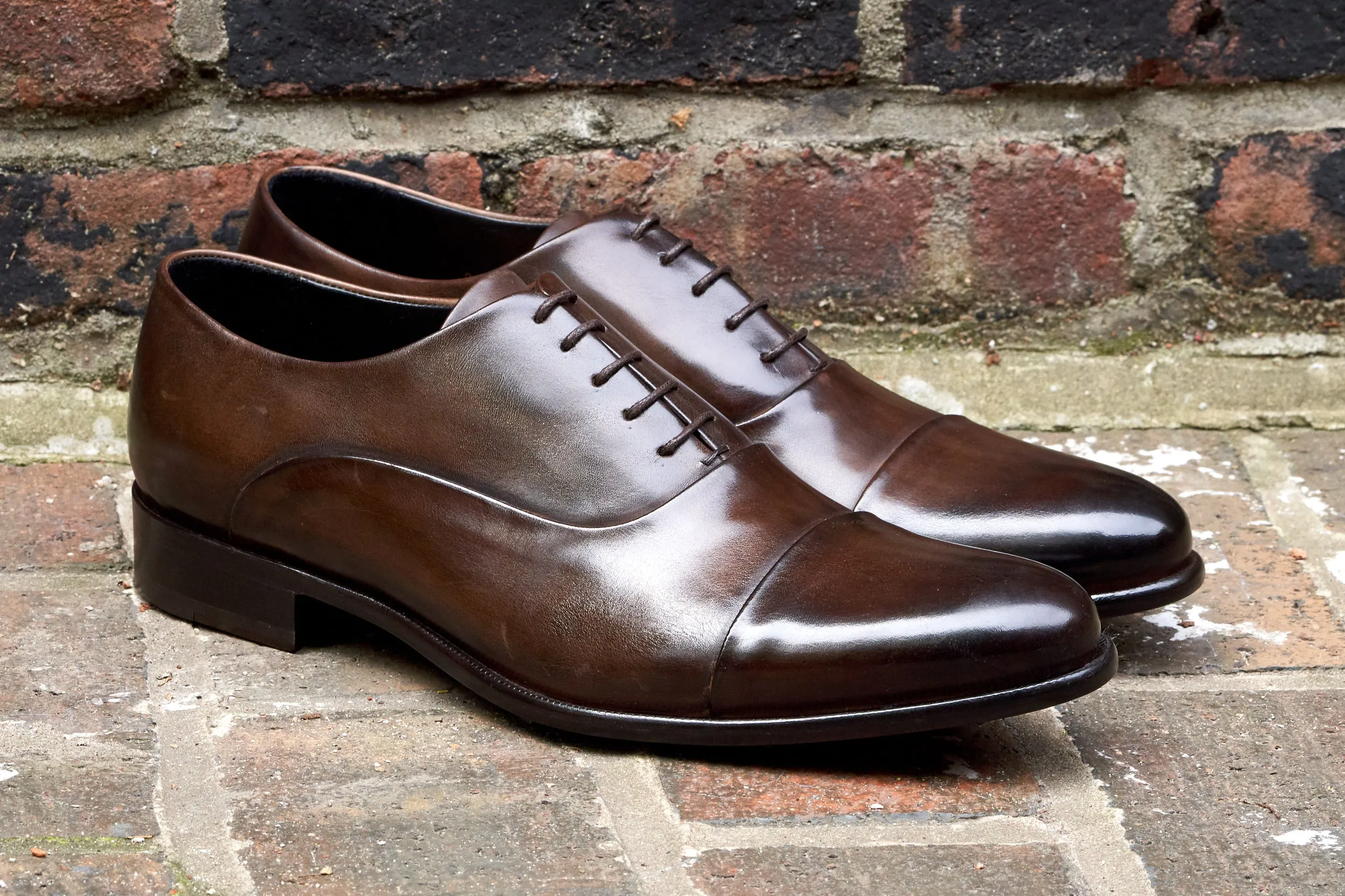 The Cagney Cap-Toe Oxford - Chocolate